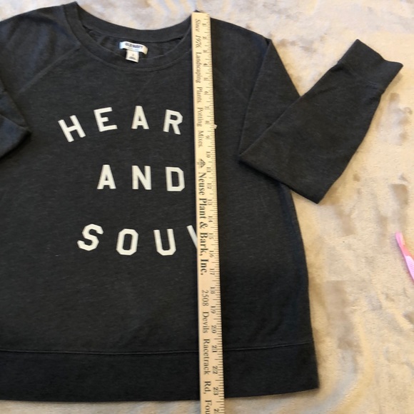 Old Navy Women’s Fleece/Sweatshirt - Picture 3 of 6